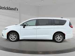 2024 Chrysler Pacifica Touring-L FWD in Stratford, Ontario - 5 - w320h240px