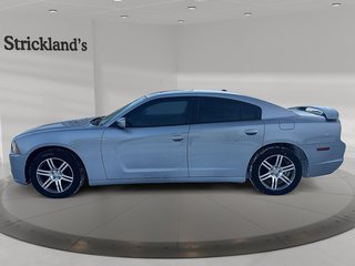 2014 Dodge Charger SXT in Stratford, Ontario - 5 - w320h240px