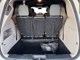 2017 Dodge Grand Caravan CVP / SXT in Stratford, Ontario - 6 - w320h240px
