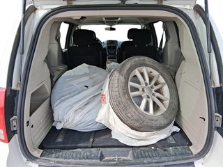 2017 Dodge Grand Caravan CVP / SXT in Stratford, Ontario - 6 - w320h240px