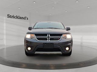 2015 Dodge Journey SXT / Limited in Stratford, Ontario - 2 - w320h240px