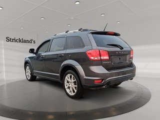 2015 Dodge Journey SXT / Limited in Stratford, Ontario - 4 - w320h240px