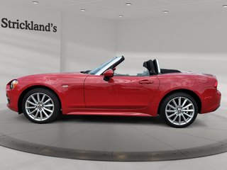 2017  124 SPIDER Lusso in Stratford, Ontario - 2 - w320h240px