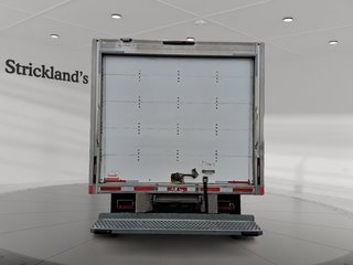 2023 Ford E-series Cutaway E-450 DRW Super Duty CA 176WB in Stratford, Ontario - 3 - w320h240px