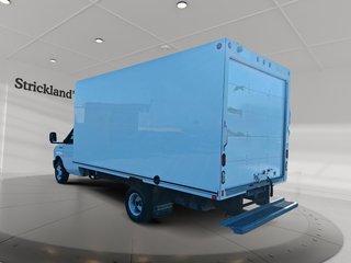 2018 Ford Econoline Van Cutaway E-450 DRW in Stratford, Ontario - 4 - w320h240px