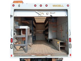 2018 Ford Econoline Van Cutaway E-450 DRW in Stratford, Ontario - 6 - w320h240px