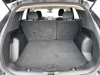 2021 Ford Escape SE PHEV FWD in Stratford, Ontario - 6 - w320h240px