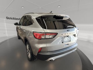 2021 Ford Escape SEL AWD 1.5L in Stratford, Ontario - 4 - w320h240px
