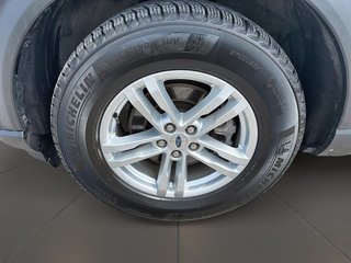 2022 Ford Explorer XLT in Stratford, Ontario - 6 - w320h240px