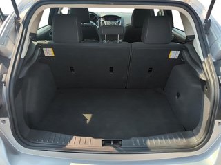 2013 Ford Focus SE Hatchback in Stratford, Ontario - 6 - w320h240px