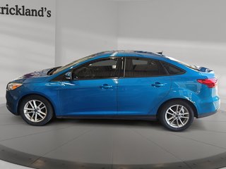 2017 Ford Focus Sedan SE in Stratford, Ontario - 5 - w320h240px