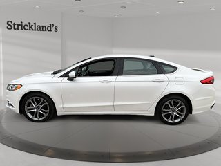 2017 Ford Fusion SE AWD in Stratford, Ontario - 5 - w320h240px