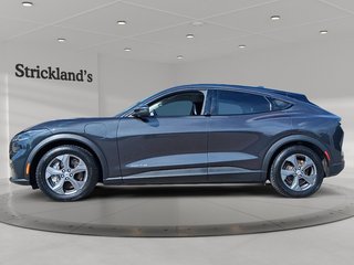 2022 Ford Mustang Mach-e Select AWD in Stratford, Ontario - 5 - w320h240px