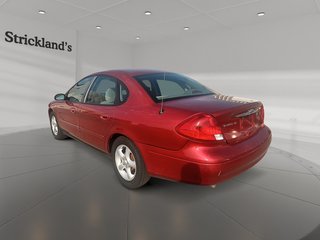 2001 Ford Taurus SE Sedan in Stratford, Ontario - 4 - w320h240px