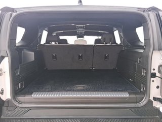 2025 GMC HUMMER EV SUV e4WD 4dr 2X in Stratford, Ontario - 6 - w320h240px