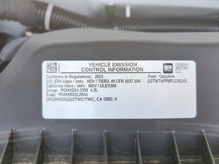 2023 GMC Savana Cargo 2500 135wb 2WD in Stratford, Ontario - 6 - w320h240px