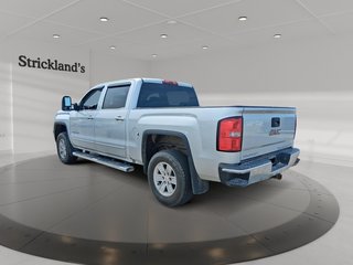 2016 GMC Sierra 1500 Crew 4x4 SLT / Standard Box in Stratford, Ontario - 4 - w320h240px
