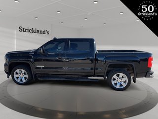 2017  Sierra 1500 Crew 4x4 Base / Standard Box in Stratford, Ontario - 5 - w320h240px