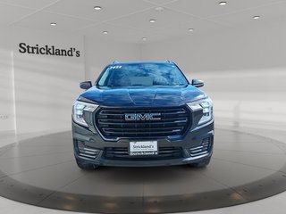 2022 GMC Terrain SLE AWD in Stratford, Ontario - 2 - w320h240px