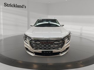2023 GMC Terrain Denali AWD in Stratford, Ontario - 2 - w320h240px
