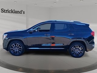 2023 GMC Terrain Denali AWD in Stratford, Ontario - 5 - w320h240px