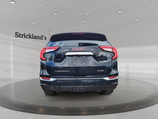 2023 GMC Terrain Denali AWD in Stratford, Ontario - 3 - w320h240px