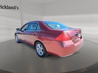 2006 Honda Accord Sedan EX V6 at in Stratford, Ontario - 4 - w320h240px