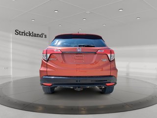 2021 Honda HR-V Sport 4WD in Stratford, Ontario - 3 - w320h240px
