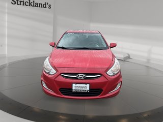 2017 Hyundai Accent (5) SE in Stratford, Ontario - 2 - w320h240px
