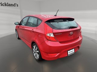 2017 Hyundai Accent (5) SE in Stratford, Ontario - 4 - w320h240px