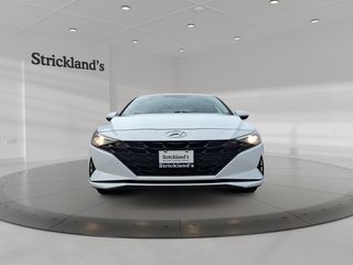 2022 Hyundai Elantra Sedan Essential IVT in Stratford, Ontario - 2 - w320h240px