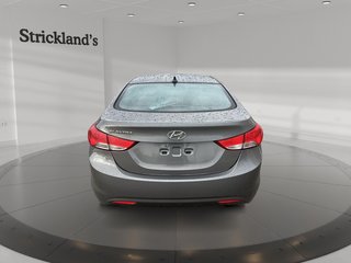 2013 Hyundai Elantra L at in Stratford, Ontario - 3 - w320h240px