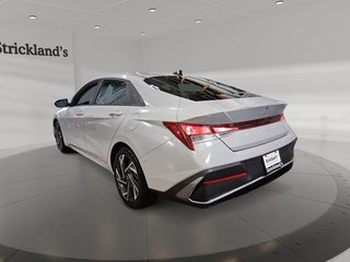 2024 Hyundai Elantra Preferred IVT w/Tech Pkg in Stratford, Ontario - 4 - w320h240px