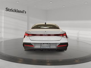 2024 Hyundai Elantra Essential IVT in Stratford, Ontario - 3 - w320h240px