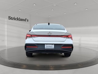 2025 Hyundai Elantra Preferred IVT in Stratford, Ontario - 3 - w320h240px