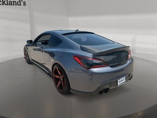 2015 Hyundai Genesis Coupe 3.8L R-Spec in Stratford, Ontario - 4 - w320h240px