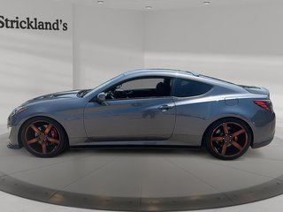 2015 Hyundai Genesis Coupe 3.8L R-Spec in Stratford, Ontario - 5 - w320h240px