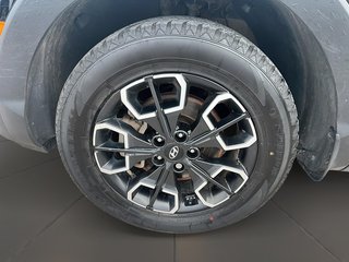 2023 Hyundai Santa Cruz Preferred AWD 2.5T DCT in Stratford, Ontario - 6 - w320h240px