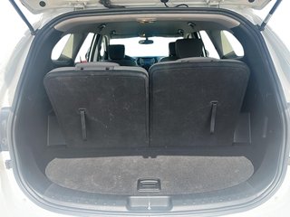 2016 Hyundai Santa Fe XL AWD Limited 6 Passenger in Stratford, Ontario - 6 - w320h240px