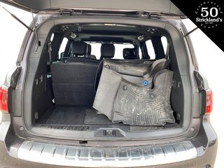 2022  QX80 8-Passenger LUXE in Stratford, Ontario - 6 - w320h240px