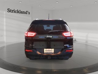 2016 Jeep Cherokee 4x4 North in Stratford, Ontario - 3 - w320h240px