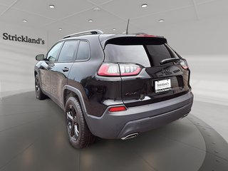 2019 Jeep Cherokee 4x4 North in Stratford, Ontario - 4 - w320h240px