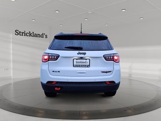 2023 Jeep Compass 4x4 Trailhawk in Stratford, Ontario - 3 - w320h240px