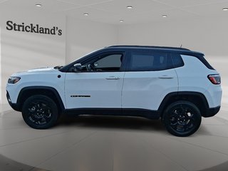 2023 Jeep Compass 4x4 Trailhawk in Stratford, Ontario - 5 - w320h240px