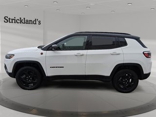 2023 Jeep Compass 4x4 Trailhawk in Stratford, Ontario - 5 - w320h240px