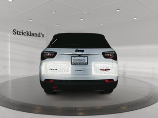 2024 Jeep Compass Trailhawk 4x4 in Stratford, Ontario - 3 - w320h240px