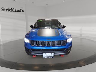 2024 Jeep Compass Trailhawk 4x4 in Stratford, Ontario - 2 - w320h240px