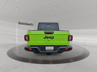 2021 Jeep Gladiator 4x4 Sport in Stratford, Ontario - 3 - w320h240px