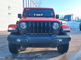 2021 Jeep Gladiator 4x4 Sport in Stratford, Ontario - 2 - w320h240px