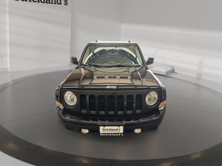 2015 Jeep Patriot 4x4 Sport / North in Stratford, Ontario - 2 - w320h240px